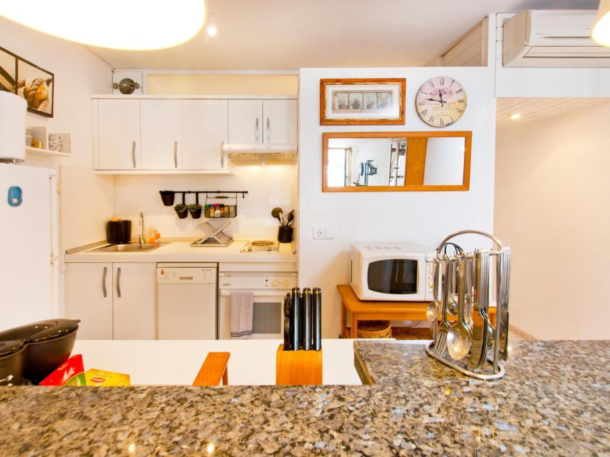 Apartment Oiza Castle 15 At Beach, Wifi And Aircon *